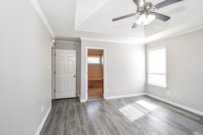 Building Photo - 752 N Ericson Rd