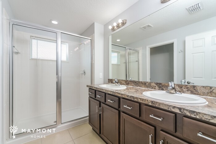 Building Photo - 3400 Beau Rd