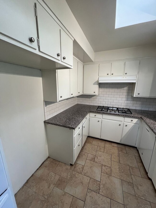 Building Photo - 217 Gridley Rd