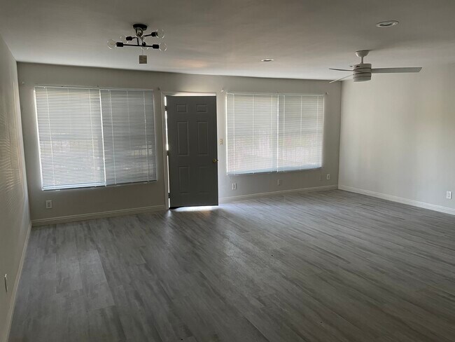 Building Photo - 1419 Bates Ave