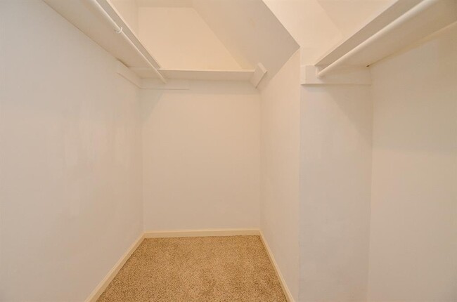 Building Photo - 2681 Marilee Ln