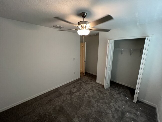 Building Photo - 12767 Weston Oaks Ln