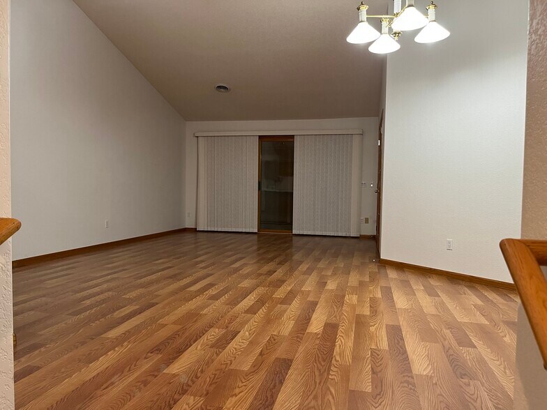 Great Room view 1 - 703 E Tin St