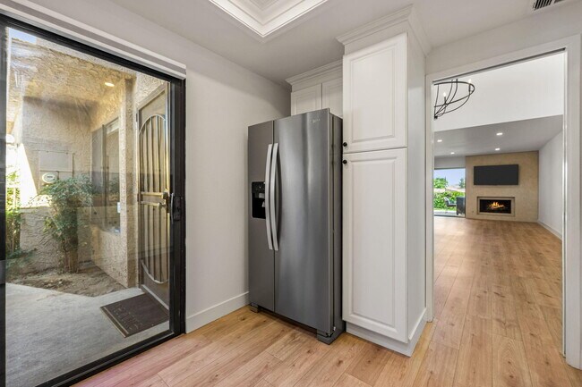 Building Photo - 48980 Wildwood Ln