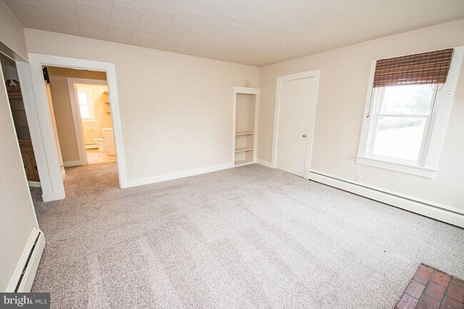Building Photo - 1226 Pemberton Dr