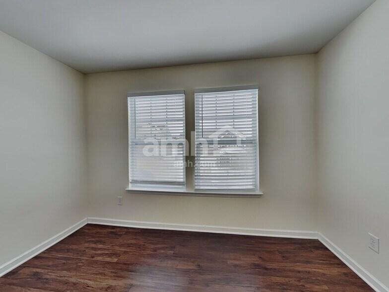 Building Photo - 5215 Smoky Ridge Ln