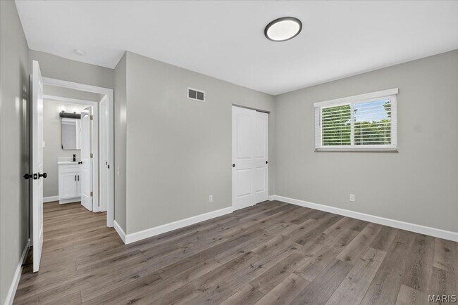 Building Photo - 328 Danworth Ct