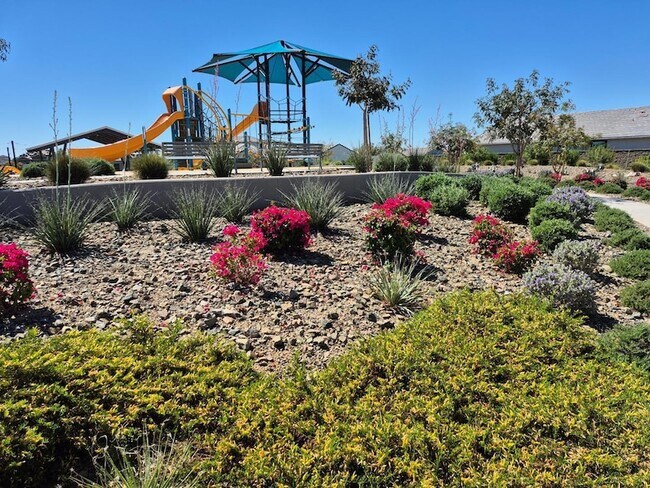 Building Photo - 3375 W Stanton Ave