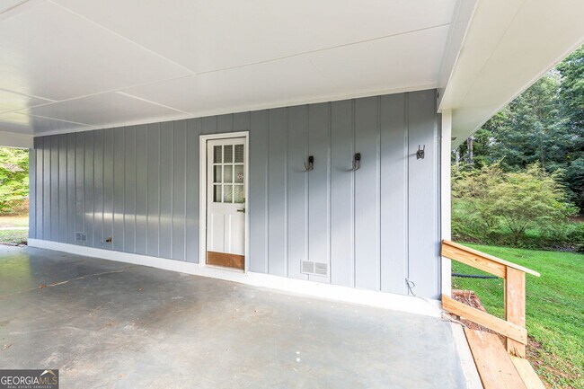 Building Photo - 1834 Dogwood Ct SW