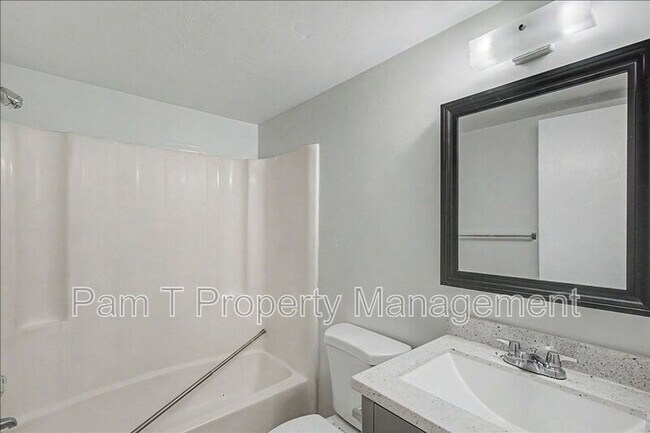 Building Photo - 12510 White Bluff Rd