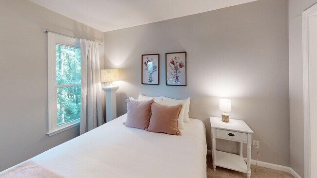 Building Photo - 2196 Major Loring Way SW