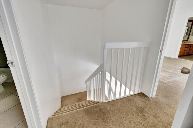 Building Photo - 311 3rd Way