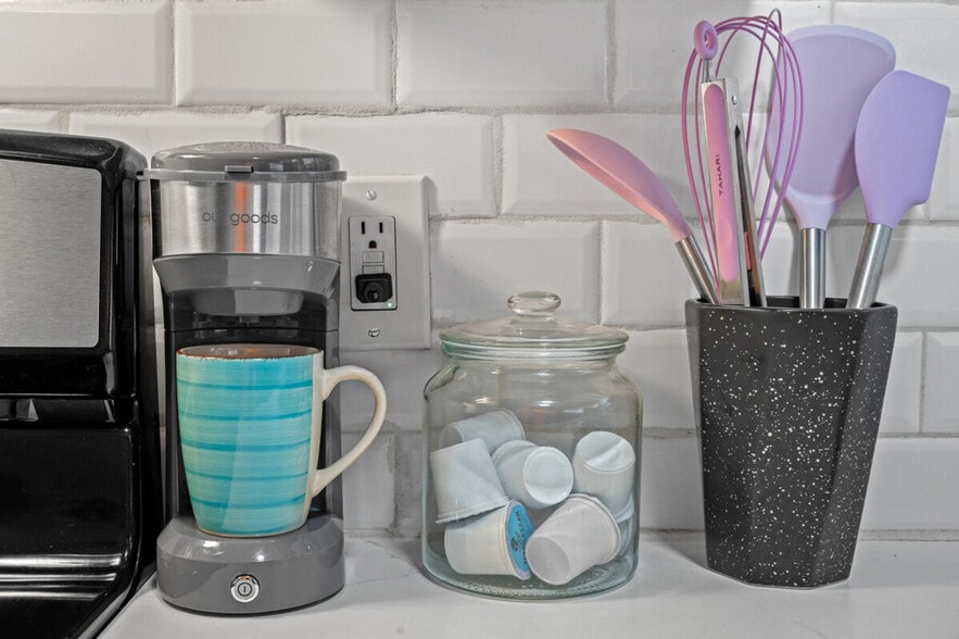 Building Photo - 2409 Brun St