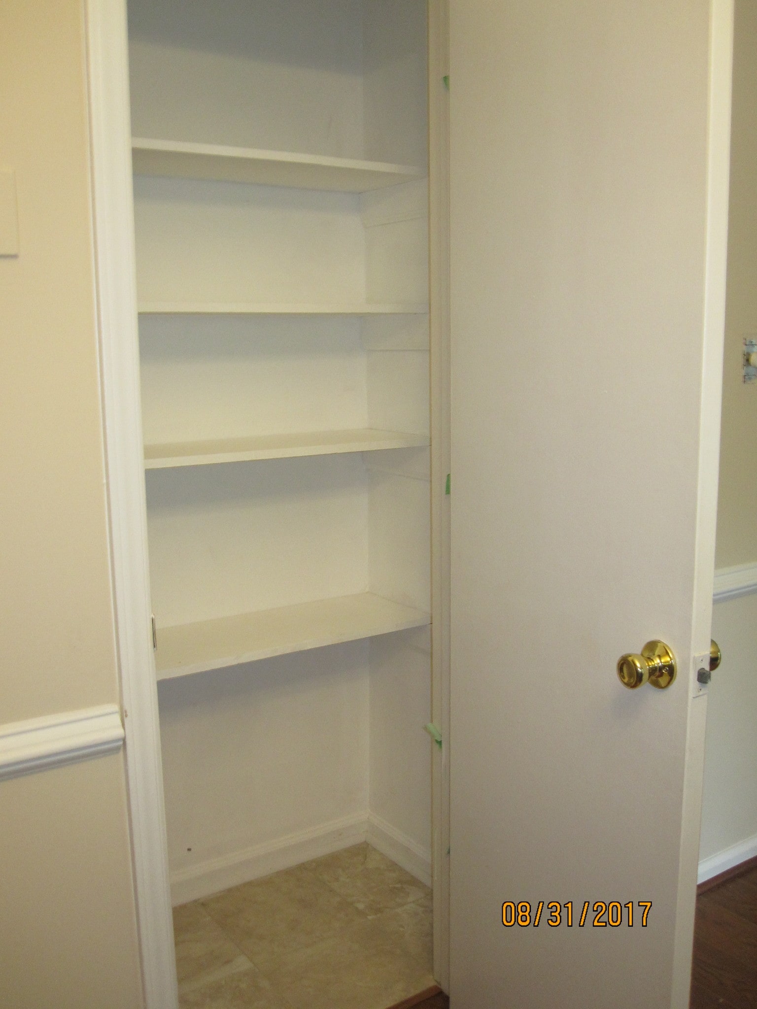 Pantry - 121 Westview Dr