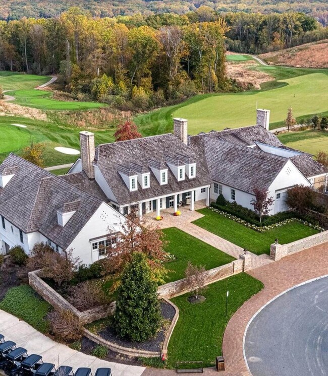 Building Photo - POTOMAC SHORES - BEAUTIFUL VIEWS! (interne...