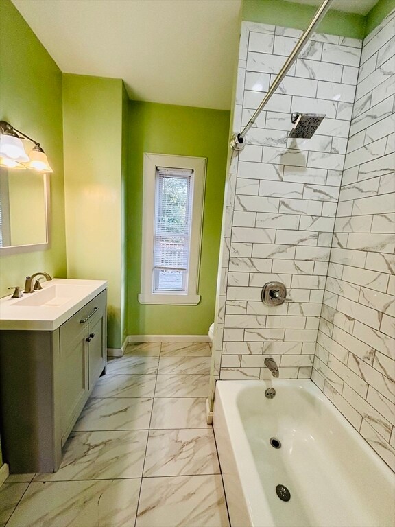 Building Photo - 28 Wabon St