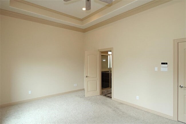 Building Photo - 622 Bomar St