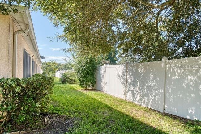 Building Photo - 3455 Village Green Ct