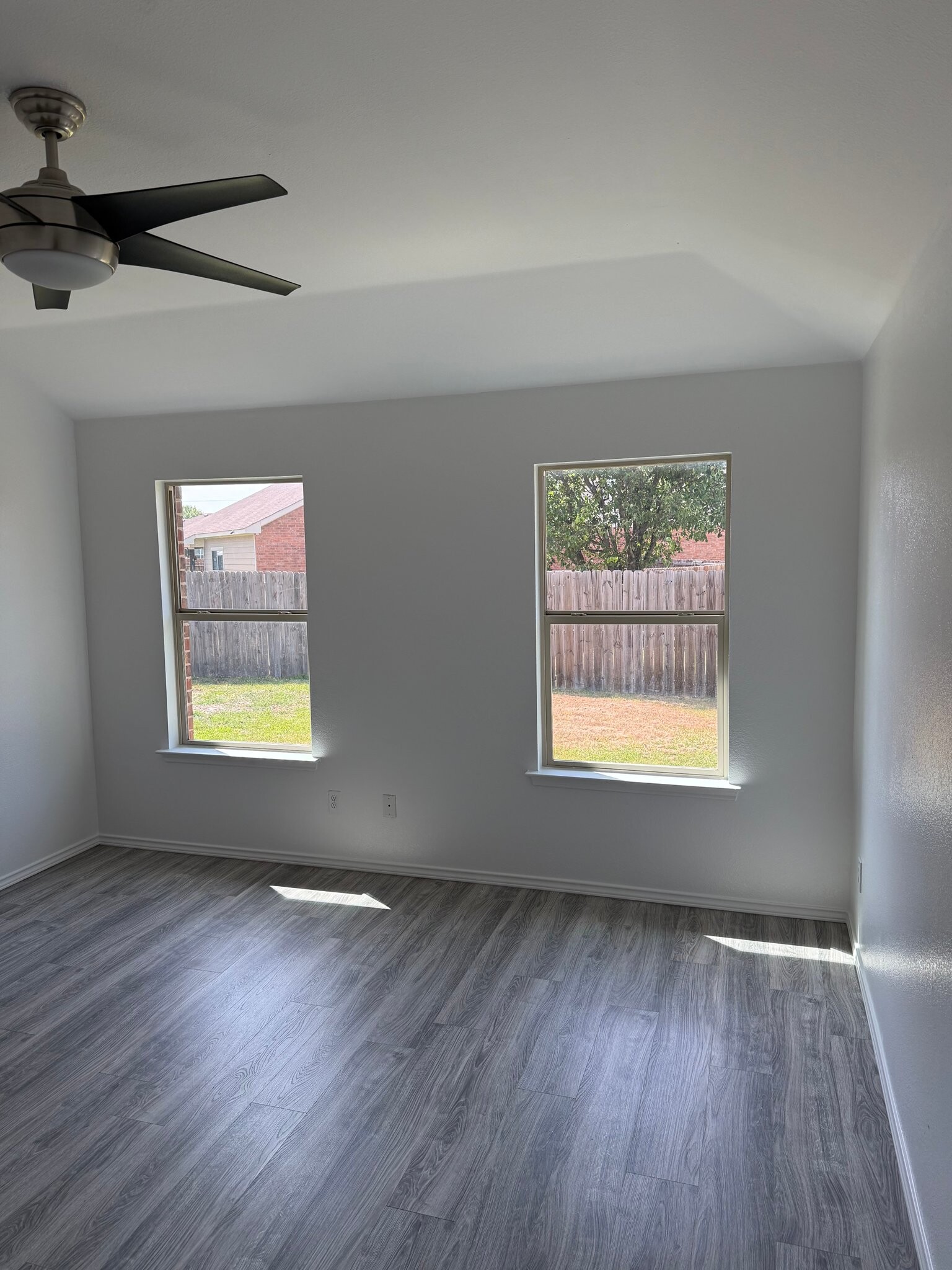 Building Photo - 2815 Briarbrook Dr