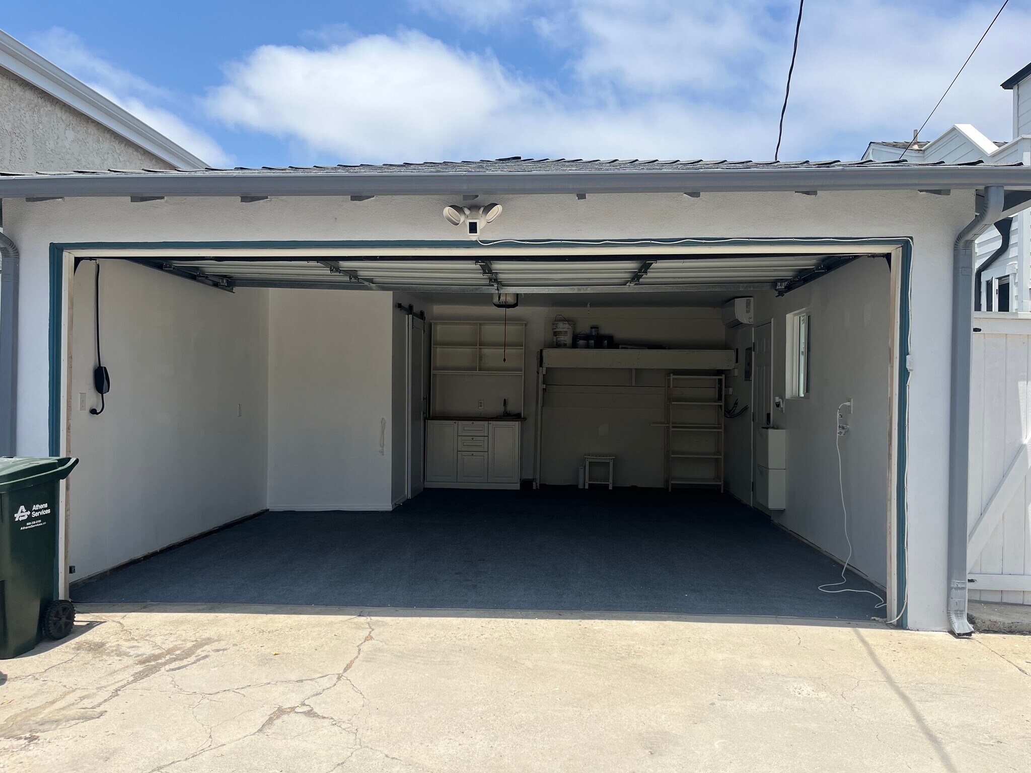 Garage Open - 416 Longfellow Ave
