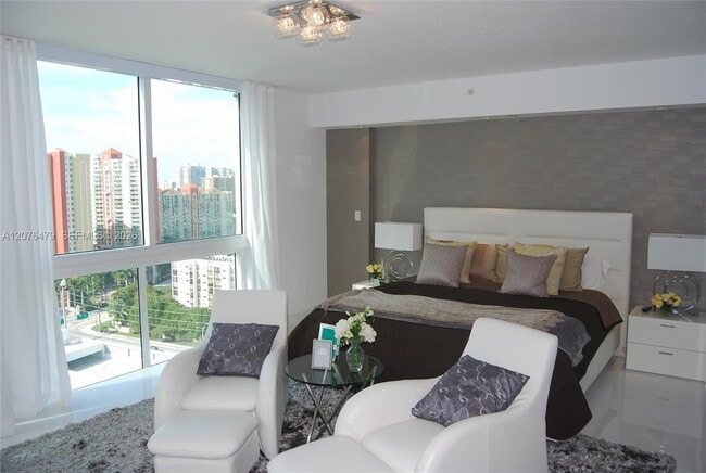 Building Photo - 200 Sunny Isles Blvd