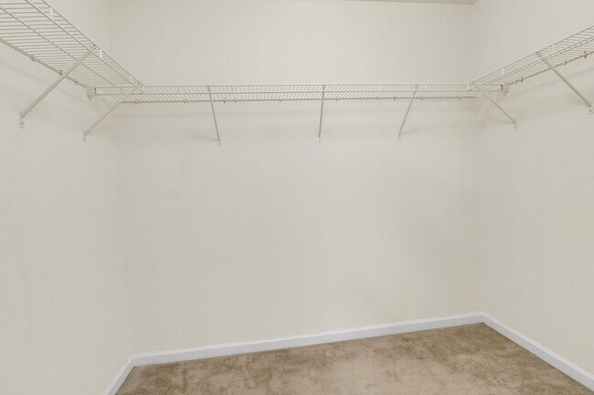 Building Photo - Modern Comfort & Easy Living in Ladson