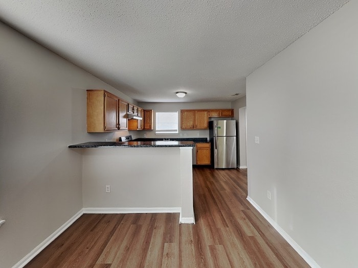 Building Photo - 4322 Village Bend Dr