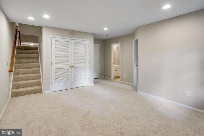 Building Photo - 15519 Exmore Ct