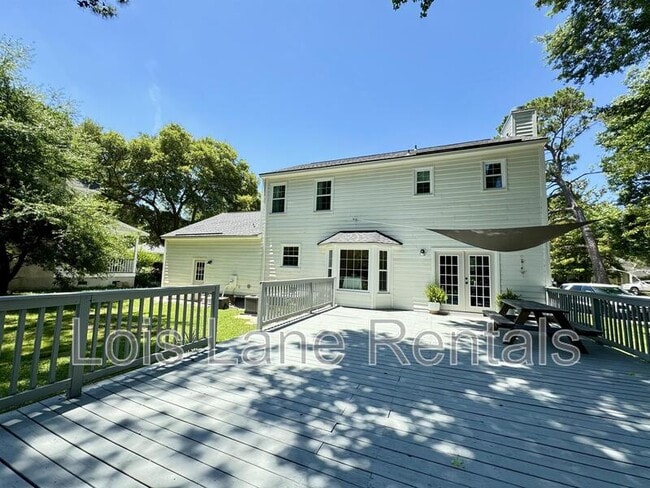 Building Photo - 978 Mooring Dr