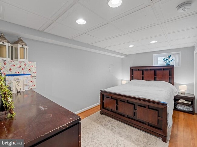 Building Photo - 8725 W Fort Foote Terrace