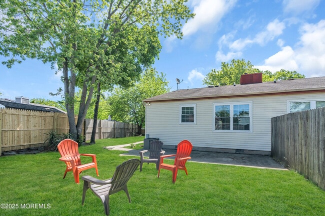 Building Photo - 562 Innkeeper Ln