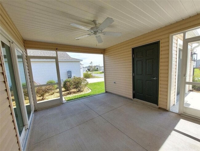 Building Photo - 3301 Dawn Pl