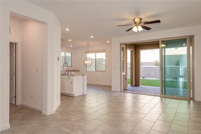 Building Photo - 12412 Ocean Tiller Ave