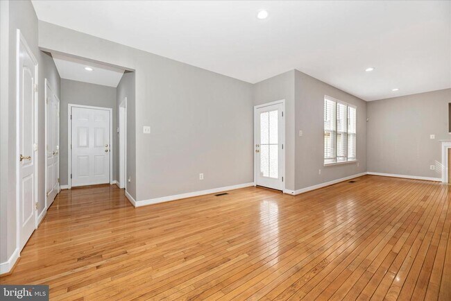 Building Photo - 3907 Braveheart Cir