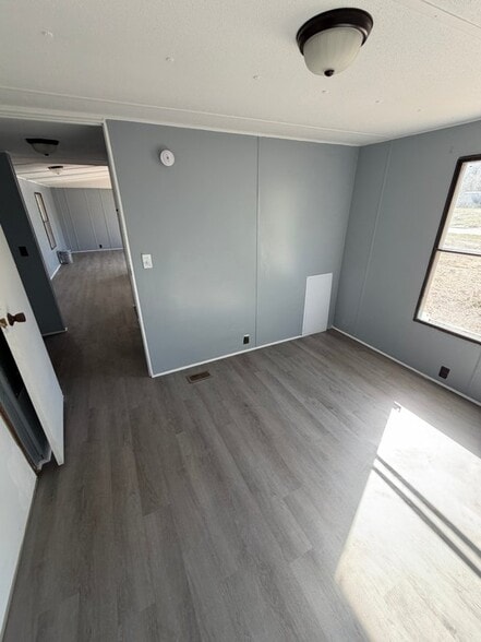 Building Photo - 2528 Pinnacle Dr