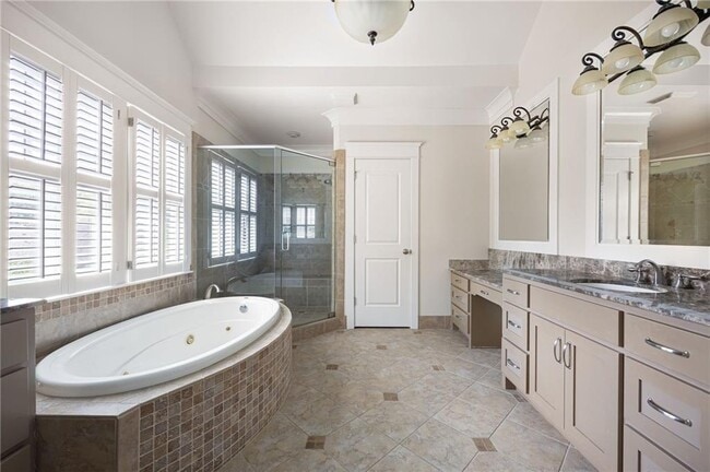 Building Photo - 3487 Habersham Rd NW