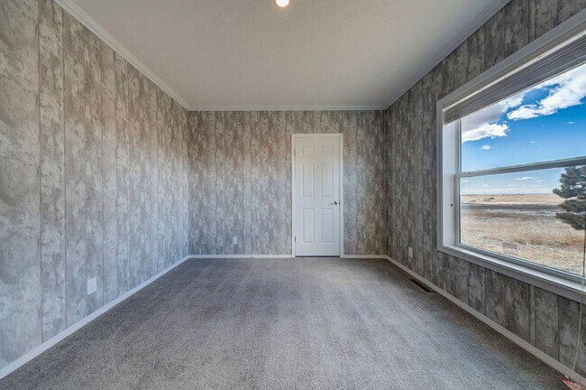 Building Photo - 3 Bed 2 Bath Horse Property on 20 Acres !!!