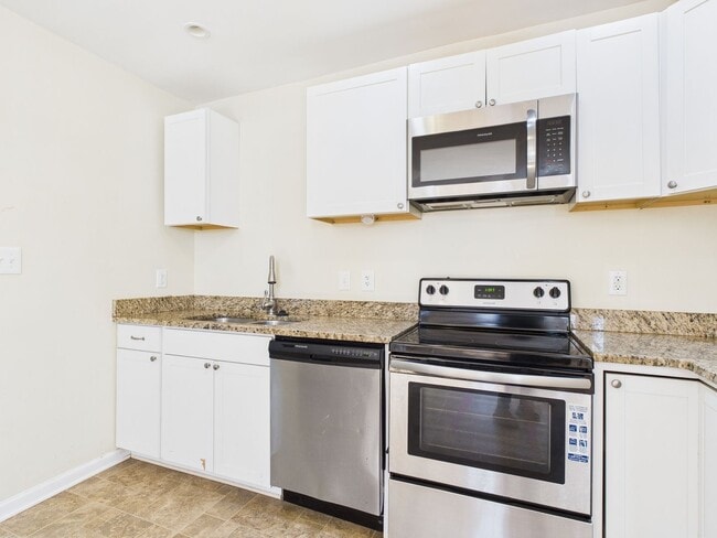 Building Photo - 604 W Vine St