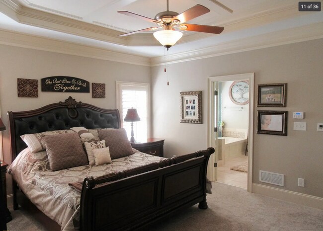 Building Photo - Huge, beautiful custom 4 bedroom house in Oconee!