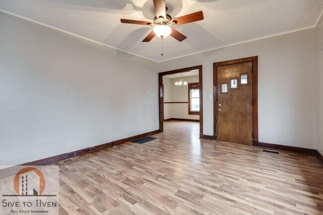 Building Photo - 1203 Arbor Ave