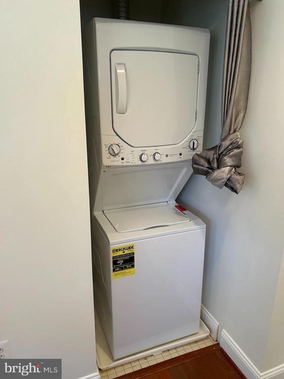 Building Photo - 4800 C St SE