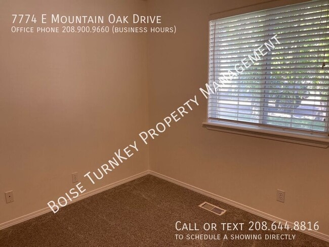 Building Photo - 7774 E Mountain Oak Dr