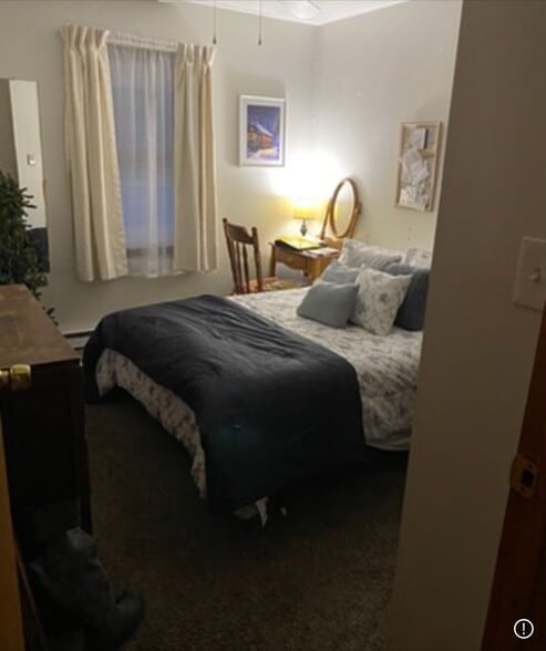 Building Photo - 1420 3rd Ave