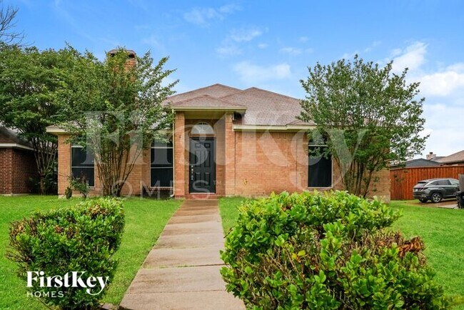 Primary Photo - 2608 Park Valley Dr