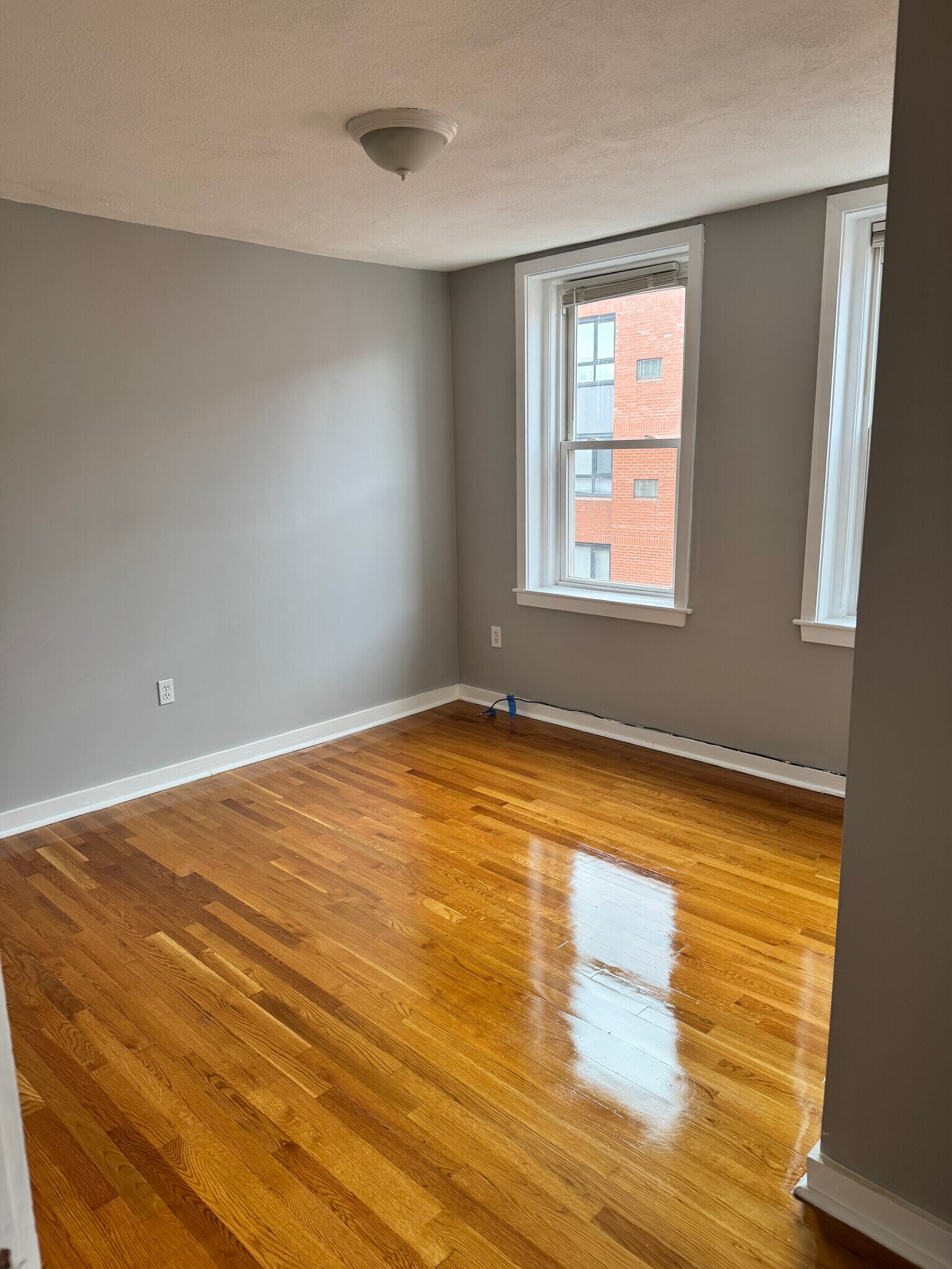 Building Photo - 151 Endicott St