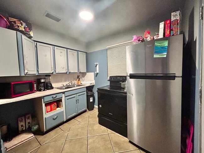 Building Photo - 1112 S Bay Ave