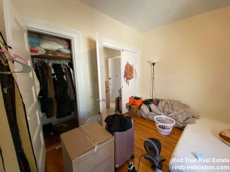 Building Photo - 23 Brighton Ave