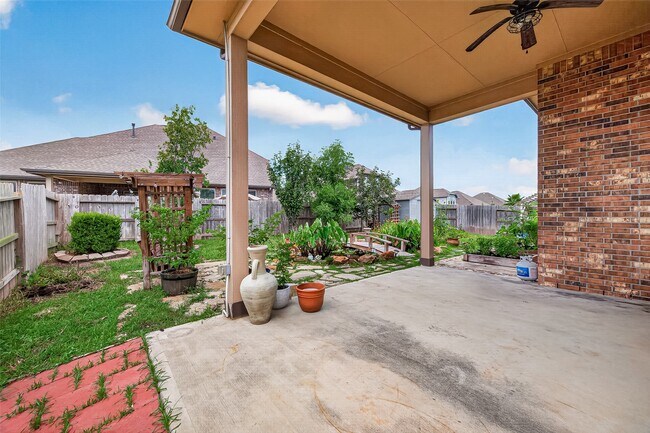 Building Photo - 18719 Evanhale Bend Dr
