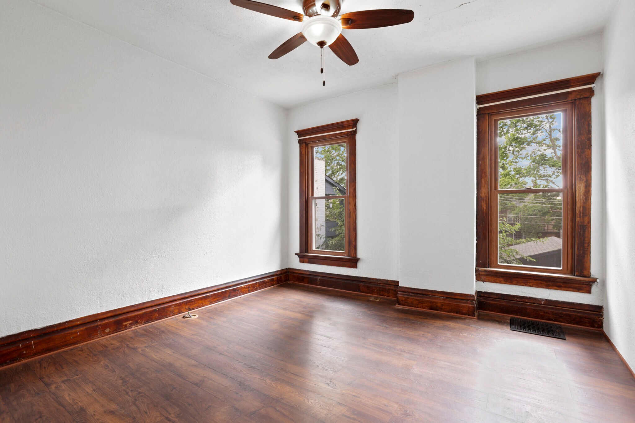 SW 2nd Floor Bedroom - 1489 Michigan Ave