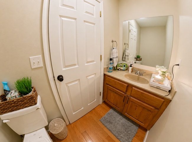 Building Photo - 3D Tour Available-HUGE Bedrooms + 2-Car Garage + Pet Friendly + Washer and Dryer Included! Availa...